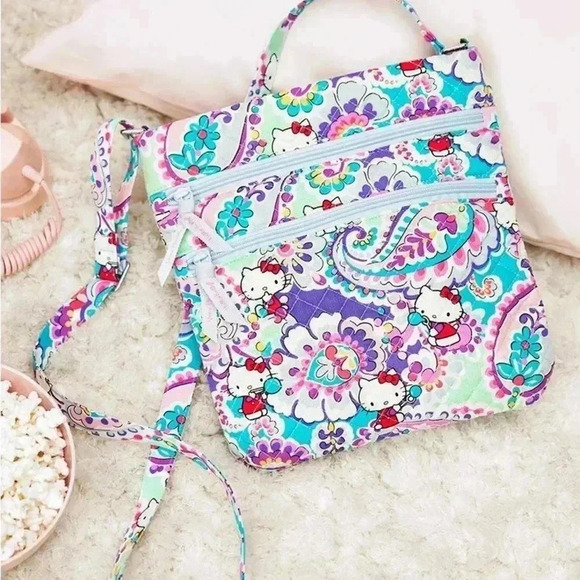 RARE Vera Bradley Hello Kitty® Triple Zip Crossbody Bag NWT - Picture 1 of 5